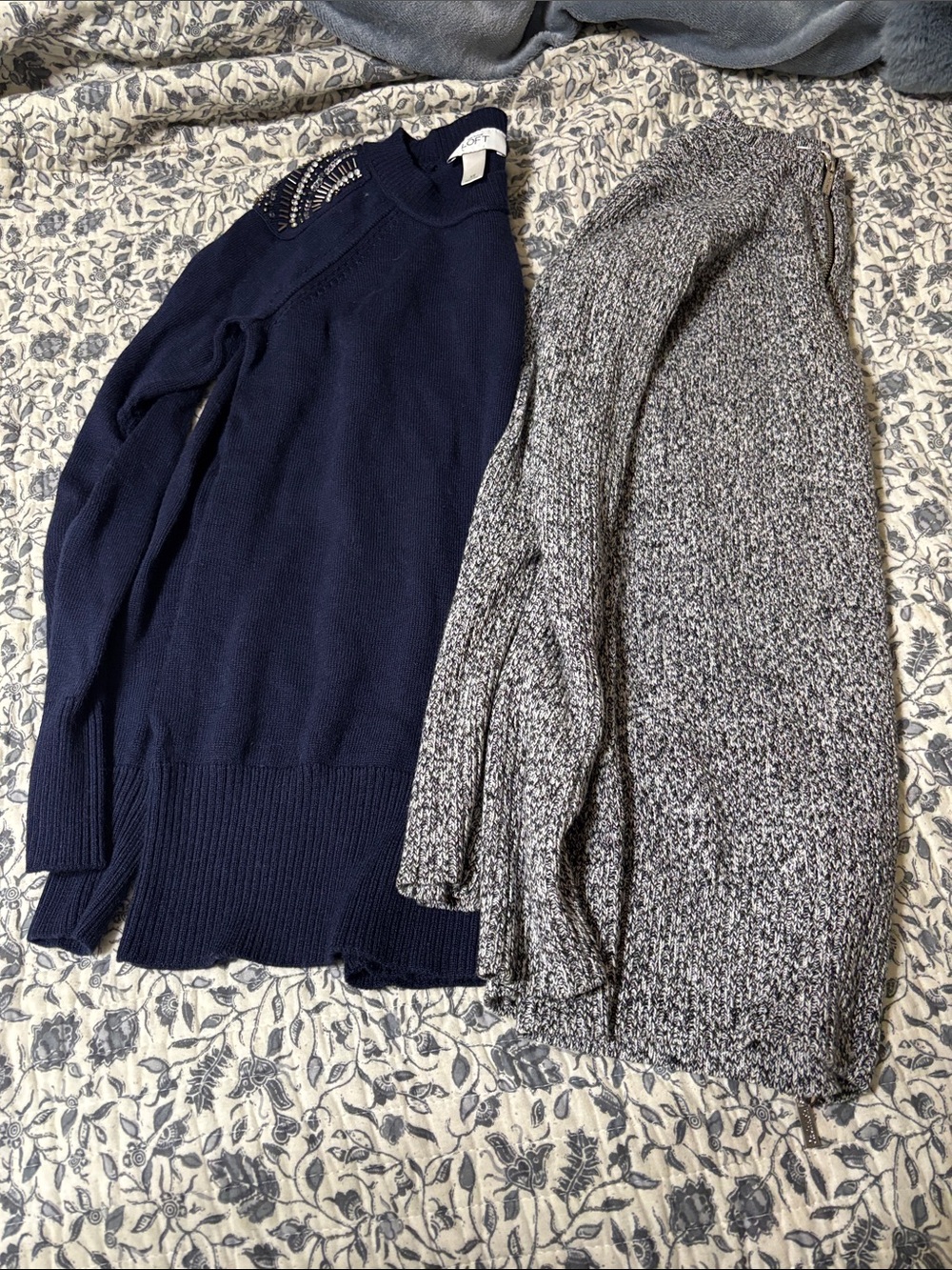 Bundle: 2 Sweaters